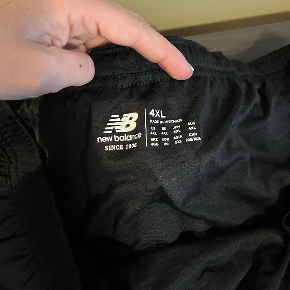 New Balance Mens Accelerate 5 in Shorts 4XL - Picture 3 of 8